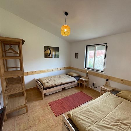Little Hikers Hostel Raposeira  エクステリア 写真