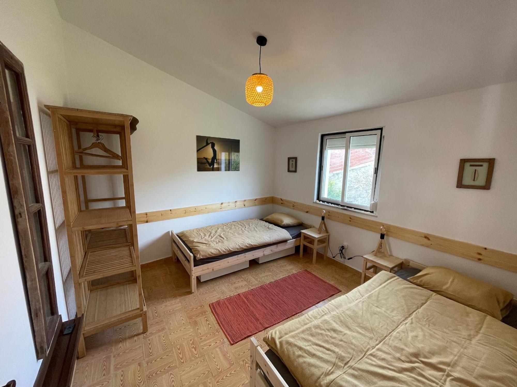 Little Hikers Hostel Raposeira  エクステリア 写真